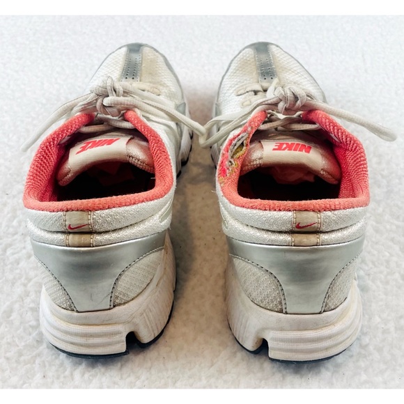 (VTG) NIKE • Y2K White/Silver/Salmon Dual Fusion Athletic Runners - Picture 9 of 16